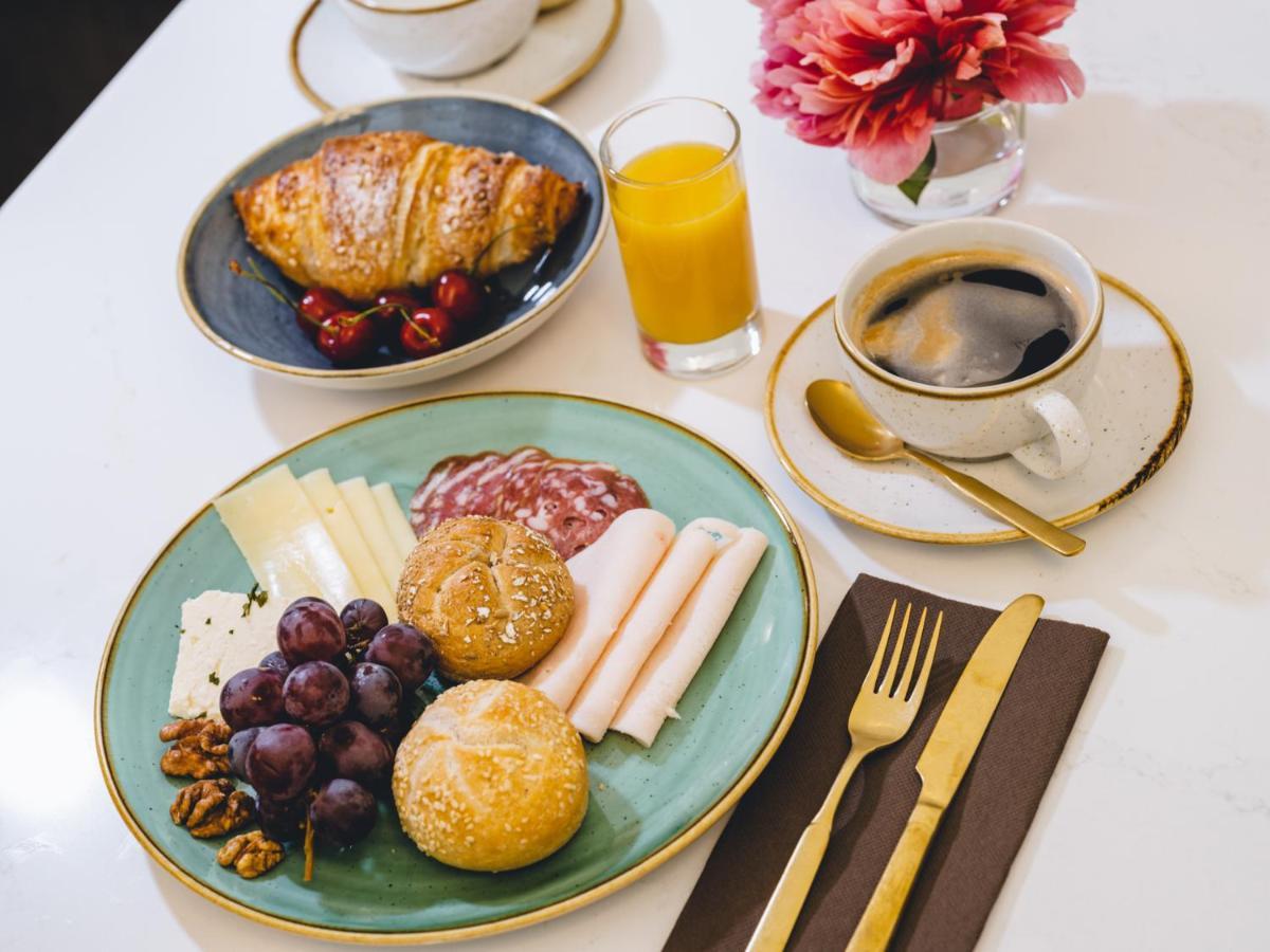 Hotel Heritage Ljubljana Ngoại thất bức ảnh